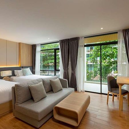 Wyndham Garden Naithon Phuket Hotel Стая снимка